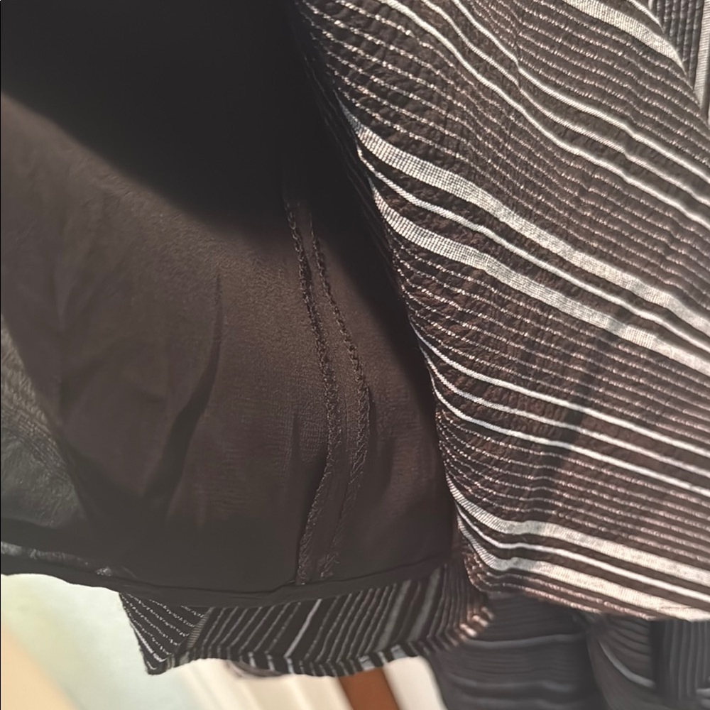 Excellent condition Black Striped Ruffle Dress - Picture 11 of 12